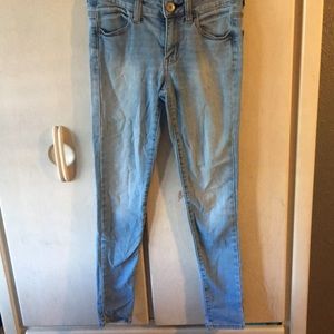 Light washed American eagle jeans